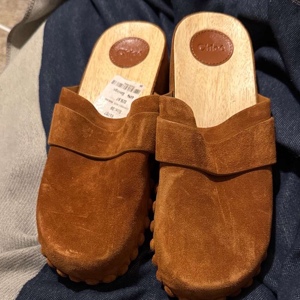 Chloé Brown Suede Clogs
